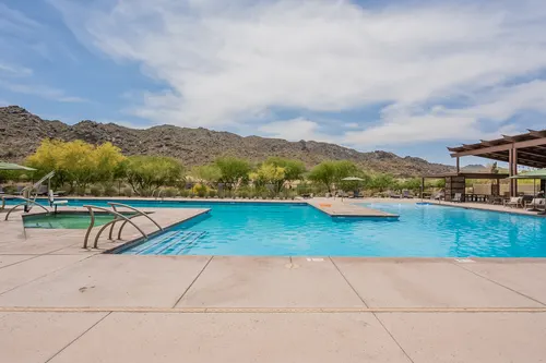 Avance in Phoenix, Arizona