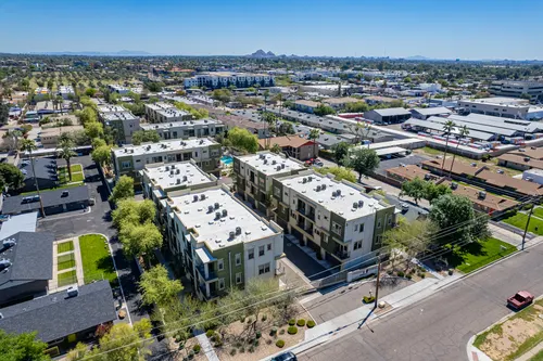 Biltmore Living Townhomes in Phoenix, Arizona