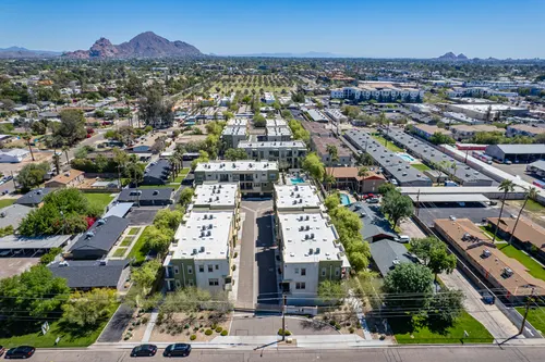Biltmore Living Townhomes in Phoenix, Arizona