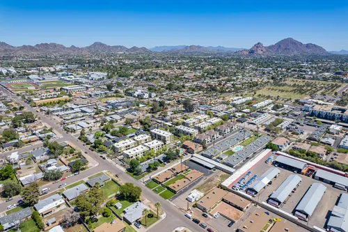 Biltmore Living Townhomes in Phoenix, Arizona