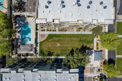 Biltmore Living Townhomes in Phoenix, Arizona
