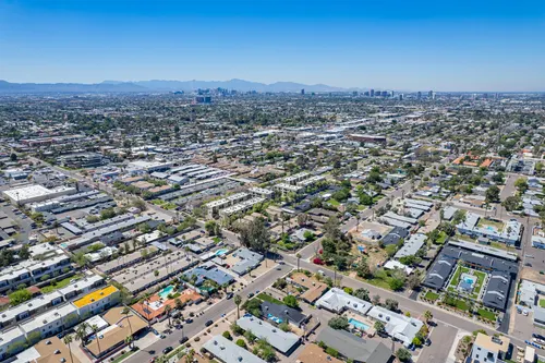Biltmore Living Townhomes in Phoenix, Arizona