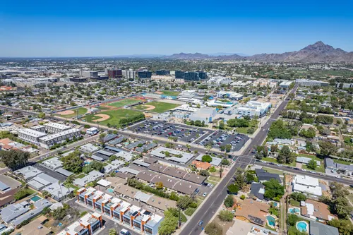 Biltmore Living Townhomes in Phoenix, Arizona