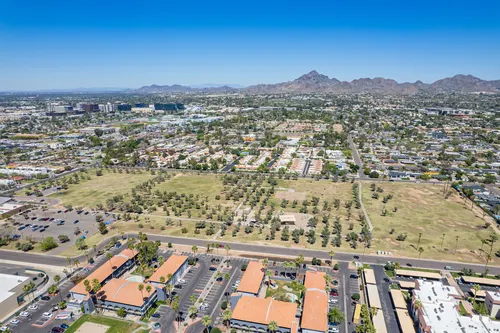 Biltmore Living Townhomes in Phoenix, Arizona