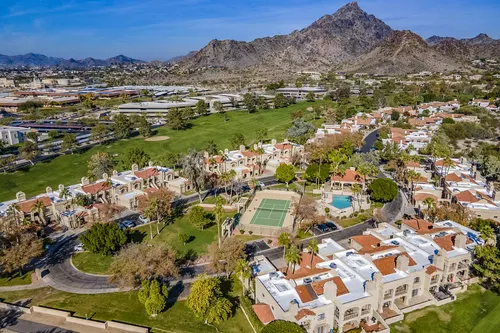 Biltmore Square in Phoenix, Arizona