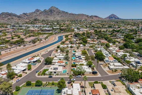 Estate Los Arboles in Phoenix, Arizona
