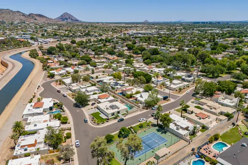 Estate Los Arboles in Phoenix, Arizona