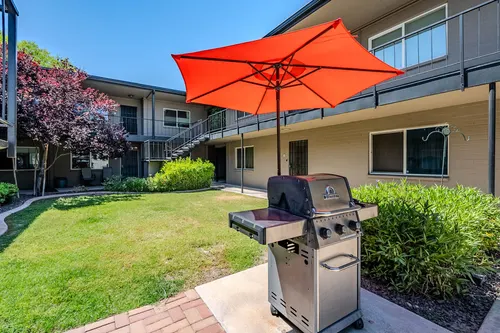 Glen Mar Condominiums in Phoenix, Arizona