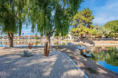 Lake Biltmore Village in Phoenix, Arizona