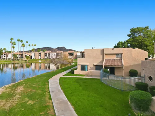Lakebrook Villas 2 in Phoenix, Arizona