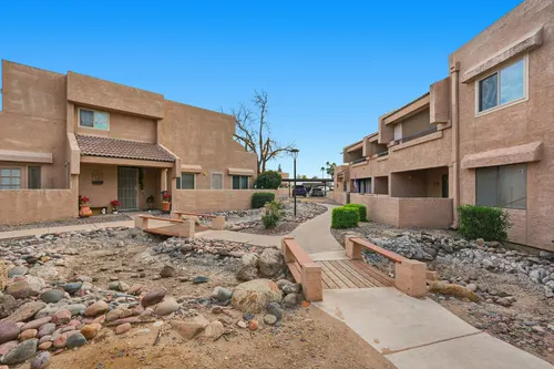Lakebrook Villas 2 in Phoenix, Arizona