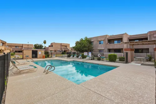 Lakebrook Villas 2 in Phoenix, Arizona