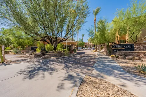 Larronata in Phoenix, Arizona