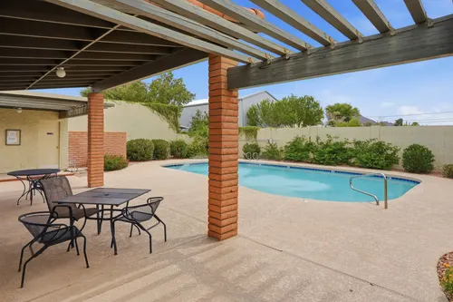 Los Olivos in Phoenix, Arizona
