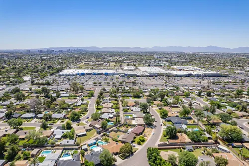 Maryland Gardens in Phoenix, Arizona