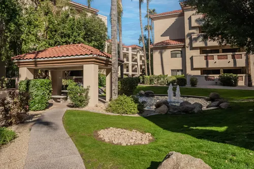 Meridian Condominiums in Phoenix, Arizona