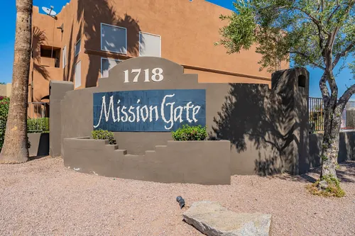 Mission Gate Condominiums in Phoenix, Arizona