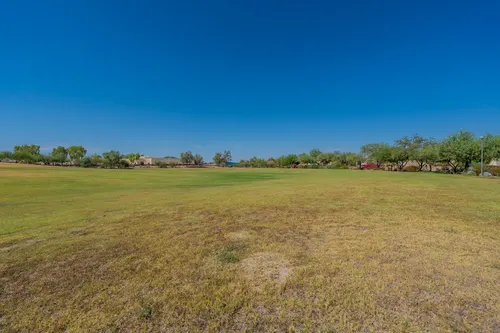 Navarro Groves in Phoenix, Arizona