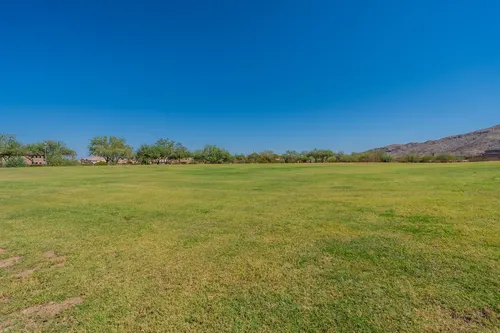 Navarro Groves in Phoenix, Arizona