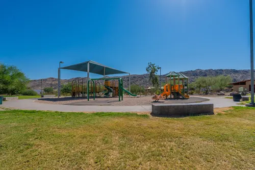 Navarro Groves in Phoenix, Arizona