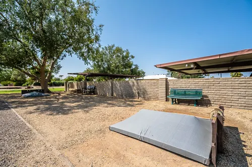 Palm Lakes Village in Phoenix, Arizona