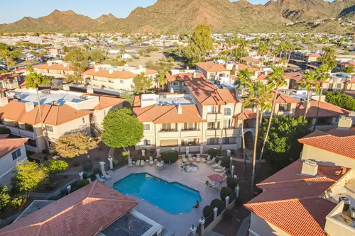 Pointe Resort at Tapatio Cliffs in Phoenix, Arizona
