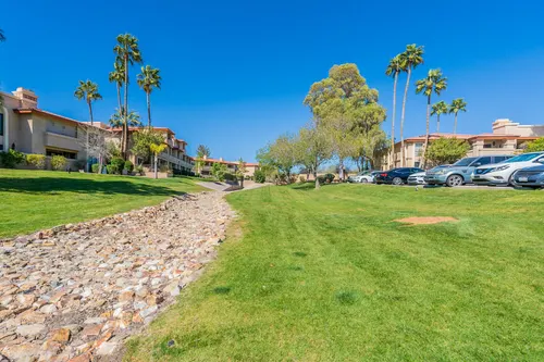 Pointe Resort at Tapatio Cliffs in Phoenix, Arizona