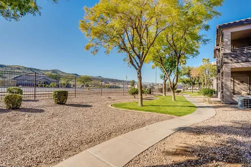 Sterling Point in Phoenix, Arizona