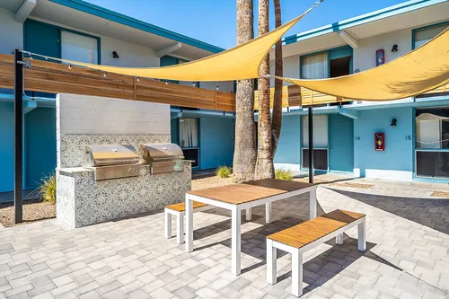 The Elton Apartments in Phoenix, Arizona