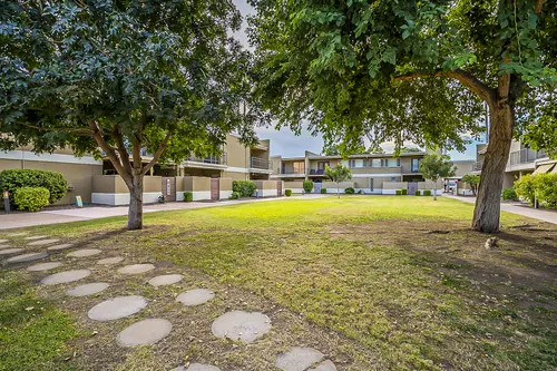 Town and Country Biltmore Townhomes in Phoenix, Arizona