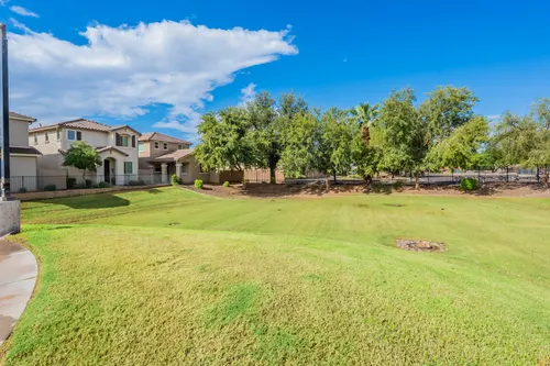 Villages at Westridge Park in Phoenix, Arizona