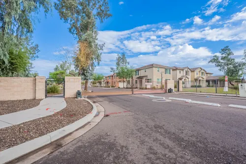 Villages at Westridge Park in Phoenix, Arizona