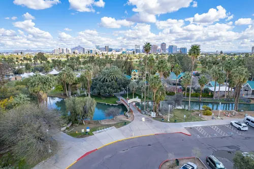 Willo and Encanto Park in Phoenix, Arizona
