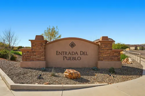 Entrada Del Pueblo in Sahuarita, Arizona