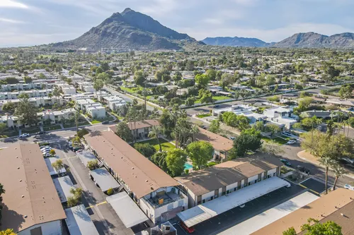 Colony Camelback in Scottsdale, Arizona