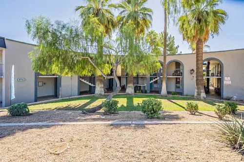 Fifth Avenue Apartments in Scottsdale, Arizona
