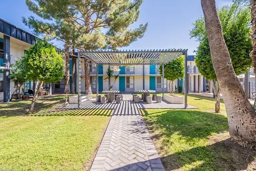Fifth Avenue Apartments in Scottsdale, Arizona