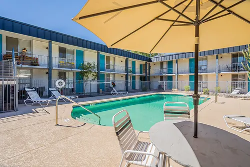 Fifth Avenue Apartments in Scottsdale, Arizona