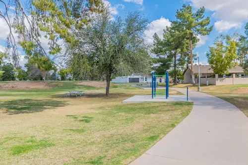 LA Mariposa Villas in Scottsdale, Arizona