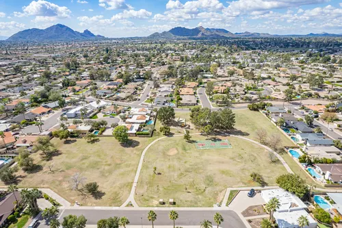 LA Mariposa Villas in Scottsdale, Arizona