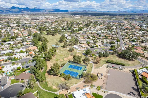LA Mariposa Villas in Scottsdale, Arizona