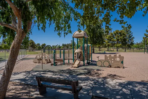 Maravilla in Scottsdale, Arizona