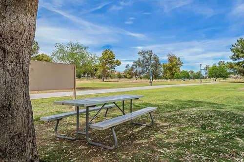 Miller Crossing in Scottsdale, Arizona