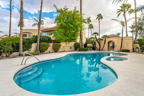 Mountain View Lake Estates in Scottsdale, Arizona