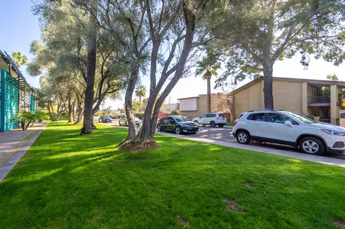 Park Paradise condominiums in Scottsdale, Arizona