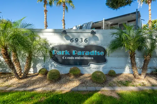 Park Paradise condominiums in Scottsdale, Arizona