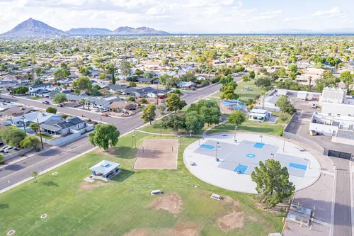 Pointe Scottsdale in Scottsdale, Arizona