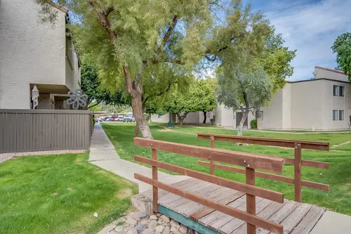 Shadow Bend Condominiums in Scottsdale, Arizona