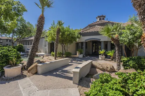 Signature Scottsdale in Scottsdale, Arizona