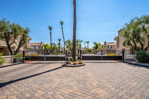 Venetian Condominium in Scottsdale, Arizona